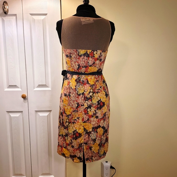 Zehavale retro style dress. - Picture 3 of 12